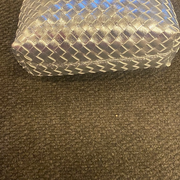 Silver Woven Handbag Lunar New Year sale - Picture 3 of 3